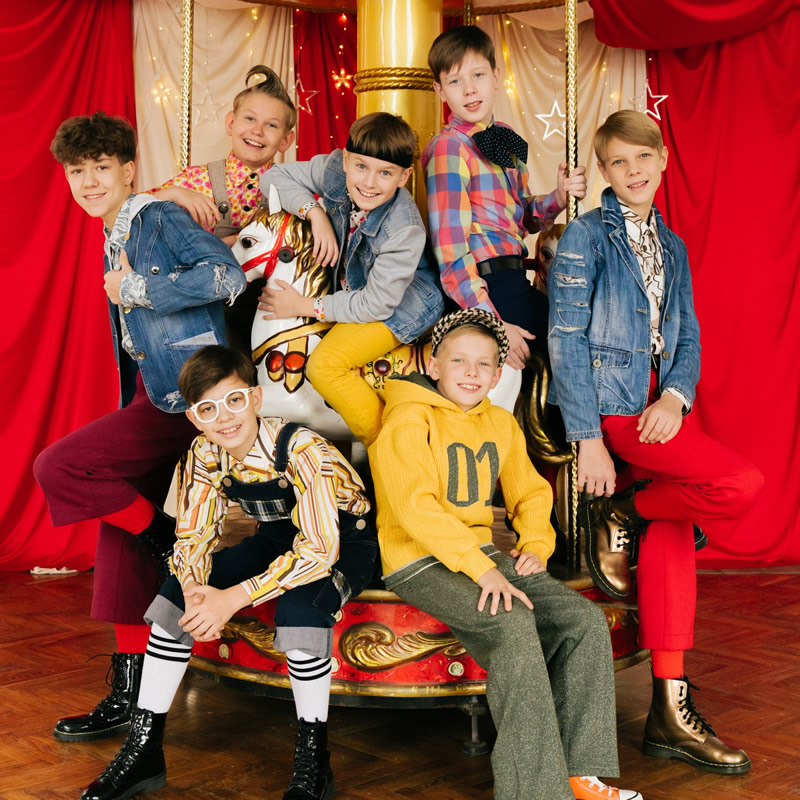 Волшебники двора